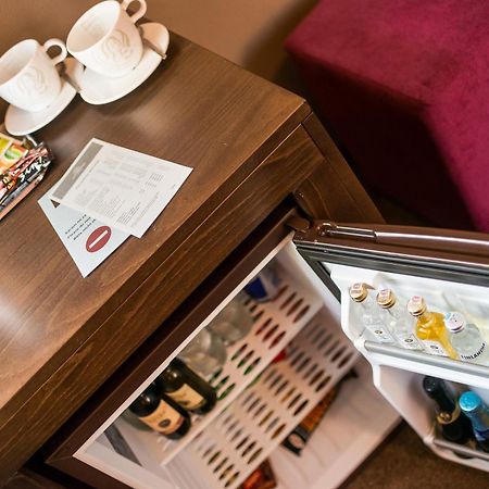 Hotel Fuerdohaz Nyíregyháza Rum bild